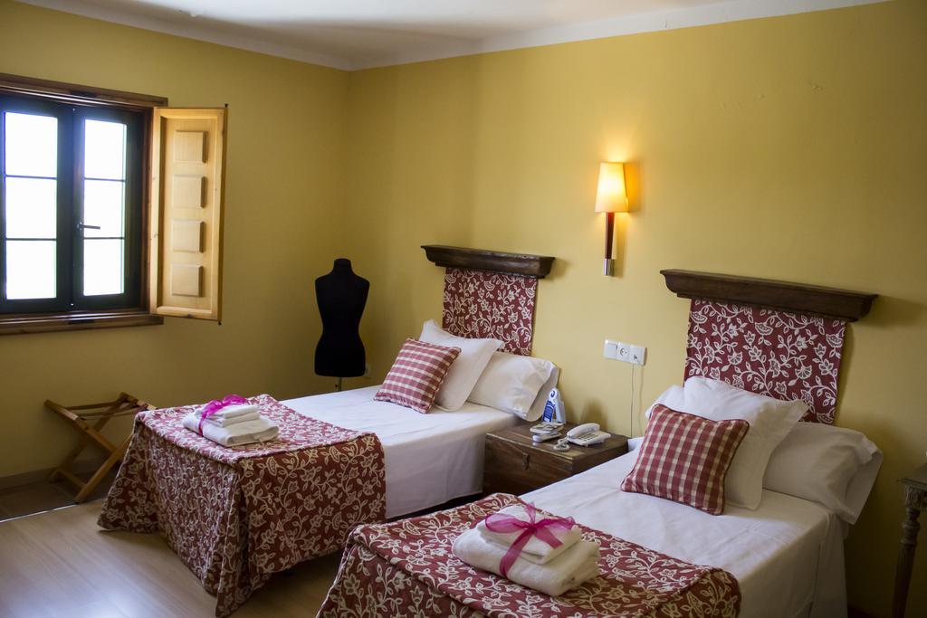 Hotel Quinta La Encarnacion Casar de Cáceres Esterno foto